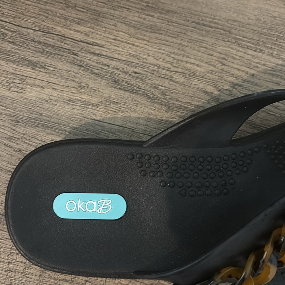 NWOT OKA b. Women’s Ginger Flip Flop Sandals SZ:M - Picture 2 of 10